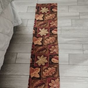 Autumn Leaf Pattern Runner Rug